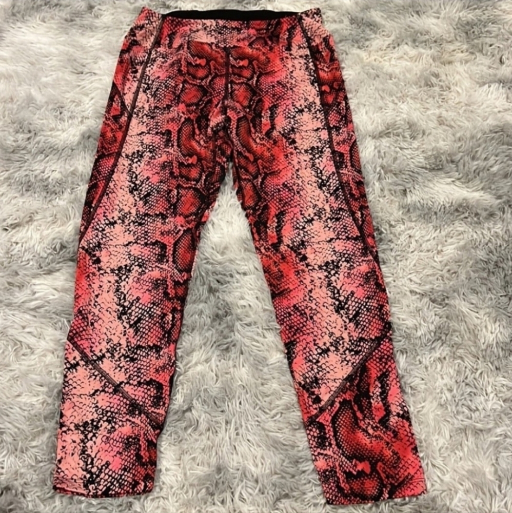 Victoria's Secret PINK Sport Leggings